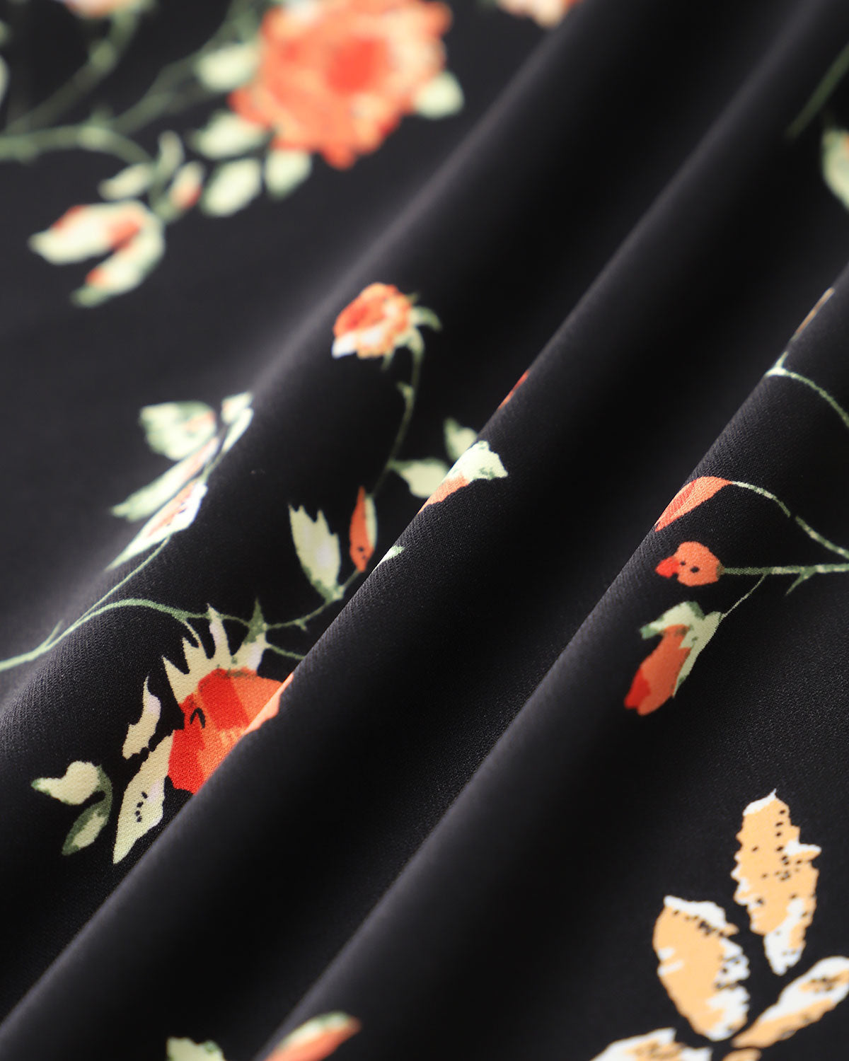 Zwarte Bloemen Maxi-jurk met Ruffles en Spaghetti Bandjes